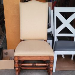 LUXURY CHAIR BY RALPH LAUREN, PRICE FIRM, LIKE NEW CONDITION, READ DES