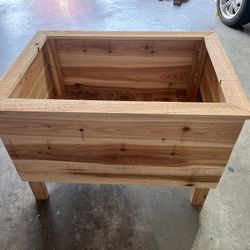2′ × 3′ Cedar Planter Raised Bed Garden