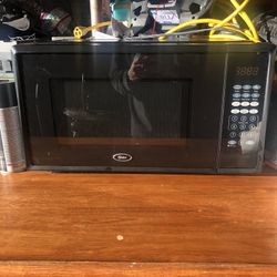 Black Microwave Oven Like New