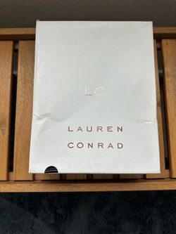 LC bow heels- never worn