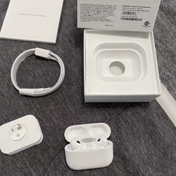 APPLE 🍎 AIRPODS PRO 2nd Generation USED LIKE NEW IN BOX