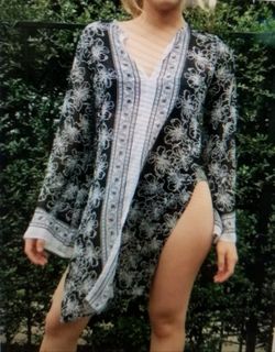 Sheer Tunic Cover Ip sz M by White House Black Market