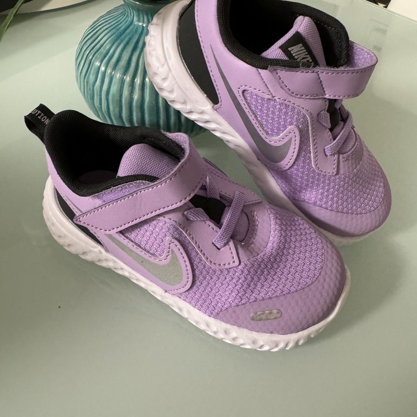 Girls Nike Shoes Size 10