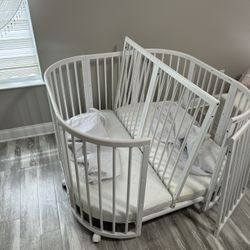 Baby Crib Convertible Bed