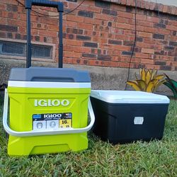 Nice IGLOO Roller Cooler and Compact Cooler for sale!!