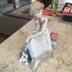 Lladro, Chit-Chat Figurine, Retired