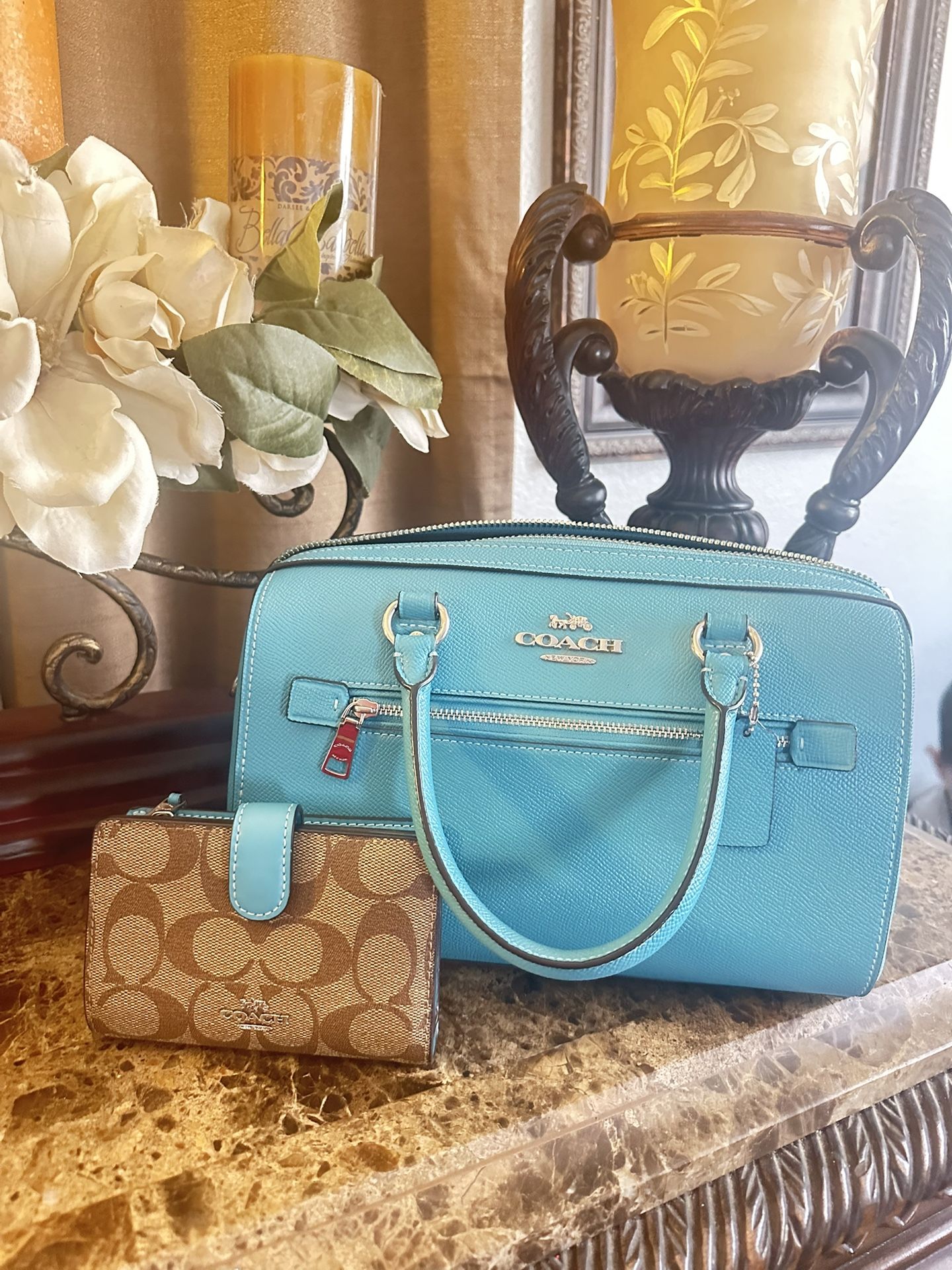 Coach Purse & Wallet In New Condition