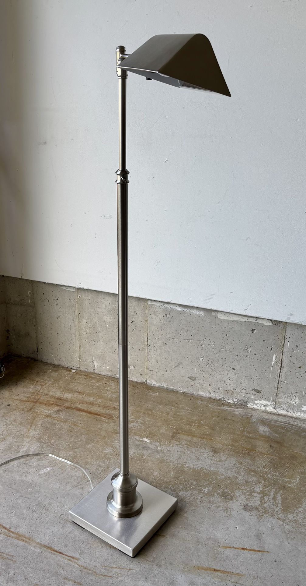 Metal Arm Floor Lamp