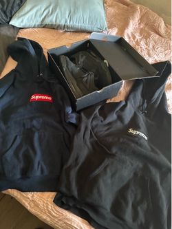 Supreme hoodie/ Jordan 4 black cat