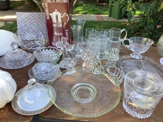 CRYSTAL Everything You See On Photos Over 30 Pieces All For $200 Pick Up SYLMAR