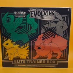 Sword &Shield -Evolving Skies : Elite Trainer Box 