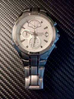New battery Seiko Pulsar chronograph watch 5 bar