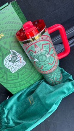 Stanley FIFA World Cup green and red quencher with straw 40oz.