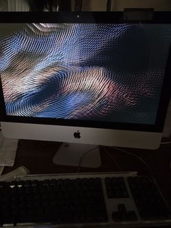 Mac pro $50 with keyboard and mouse