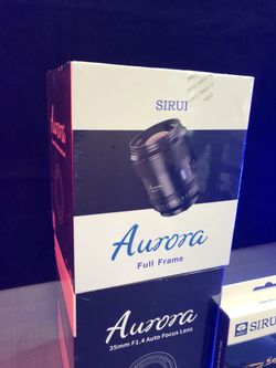 Sirui Aurora 35mm f/1.4 Lens (Sony E)