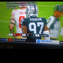 73" MITSUBISHI 1080P DIGITAL LASER PROJECTION TV WITH REMOTE AND HDMI PORTS $300 FINAL PRICE