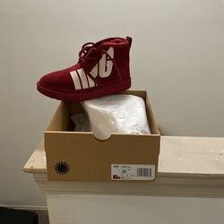 Ugg (new)