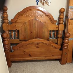 Full Size/ Queen Size Bed 