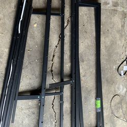 Metal Bed Frame for Queen Mattress