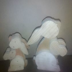 Hand Cut Out Wooden unfinished Mom And Baby Bunny's For Outdoor 