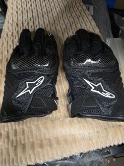 Motorcycle gloves