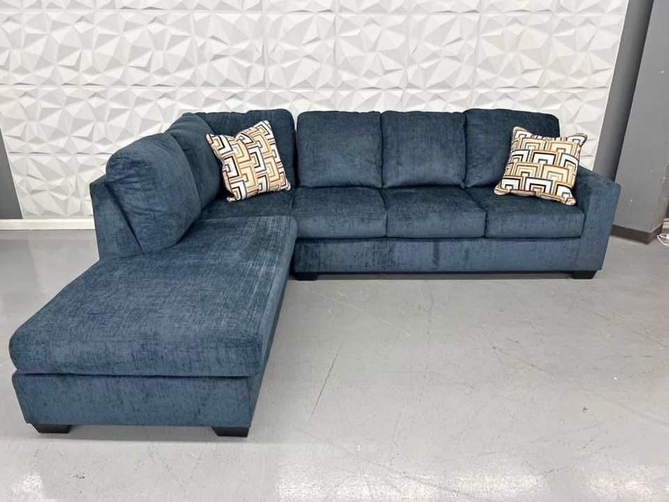 New ✓$20 Down Payment Finance ✓✓Aviemore 2 Piece Sectional with Chaise