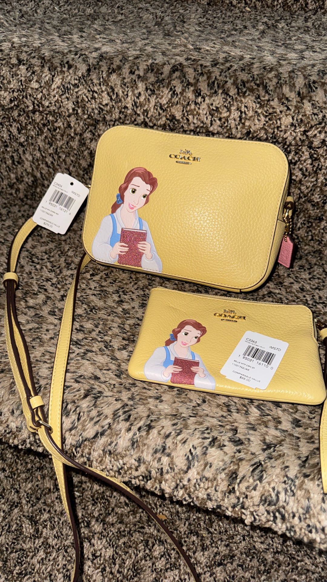 Belle COACH BAG AND WRISTLET