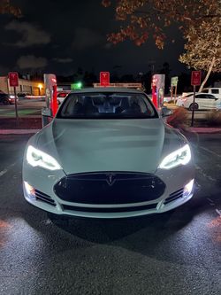 2013 Tesla Model S