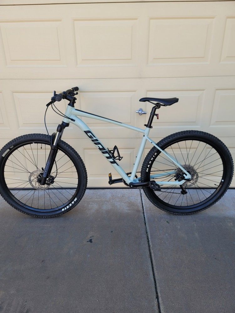 giant talon 1 mountain bike