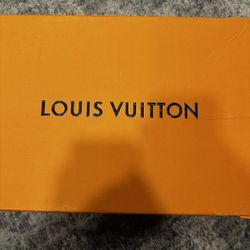 Louis Vuitton, White Apricot, Size 9.5-10