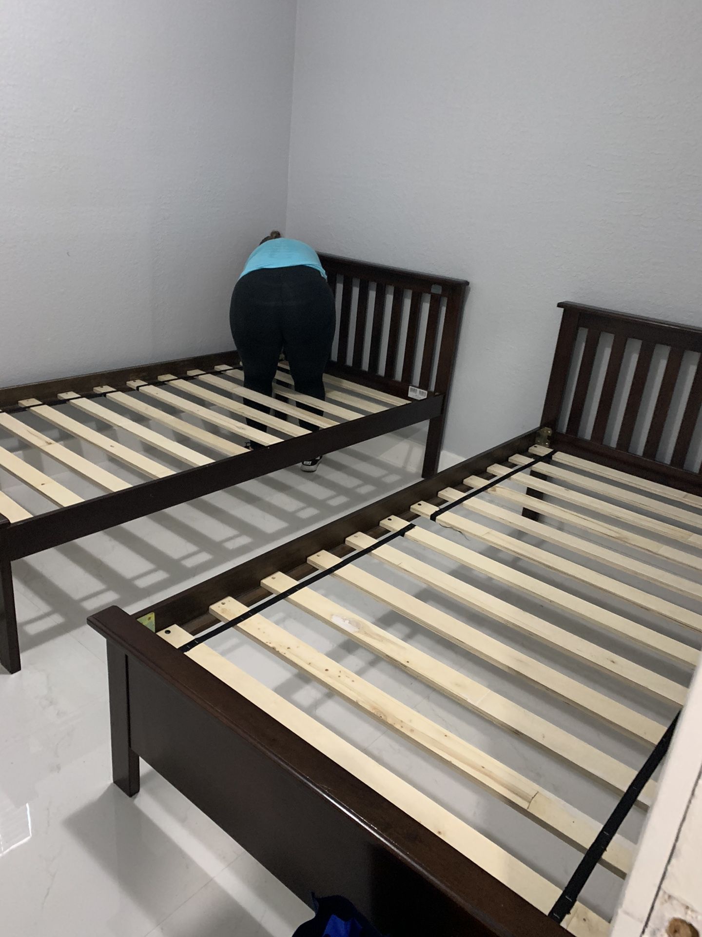 Twin bed frames