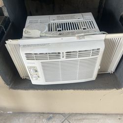 Used Window AC Unit For sale