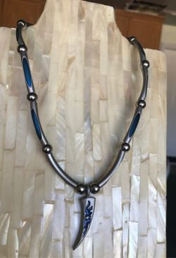 Necklace with pendant