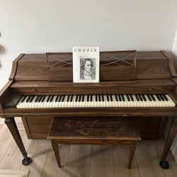 Free Piano