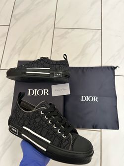 New! Men’s Shoes Size 10