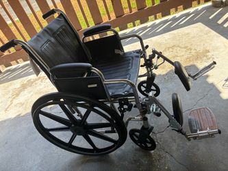 Manual Wheelchair with Elevating Leg Rests