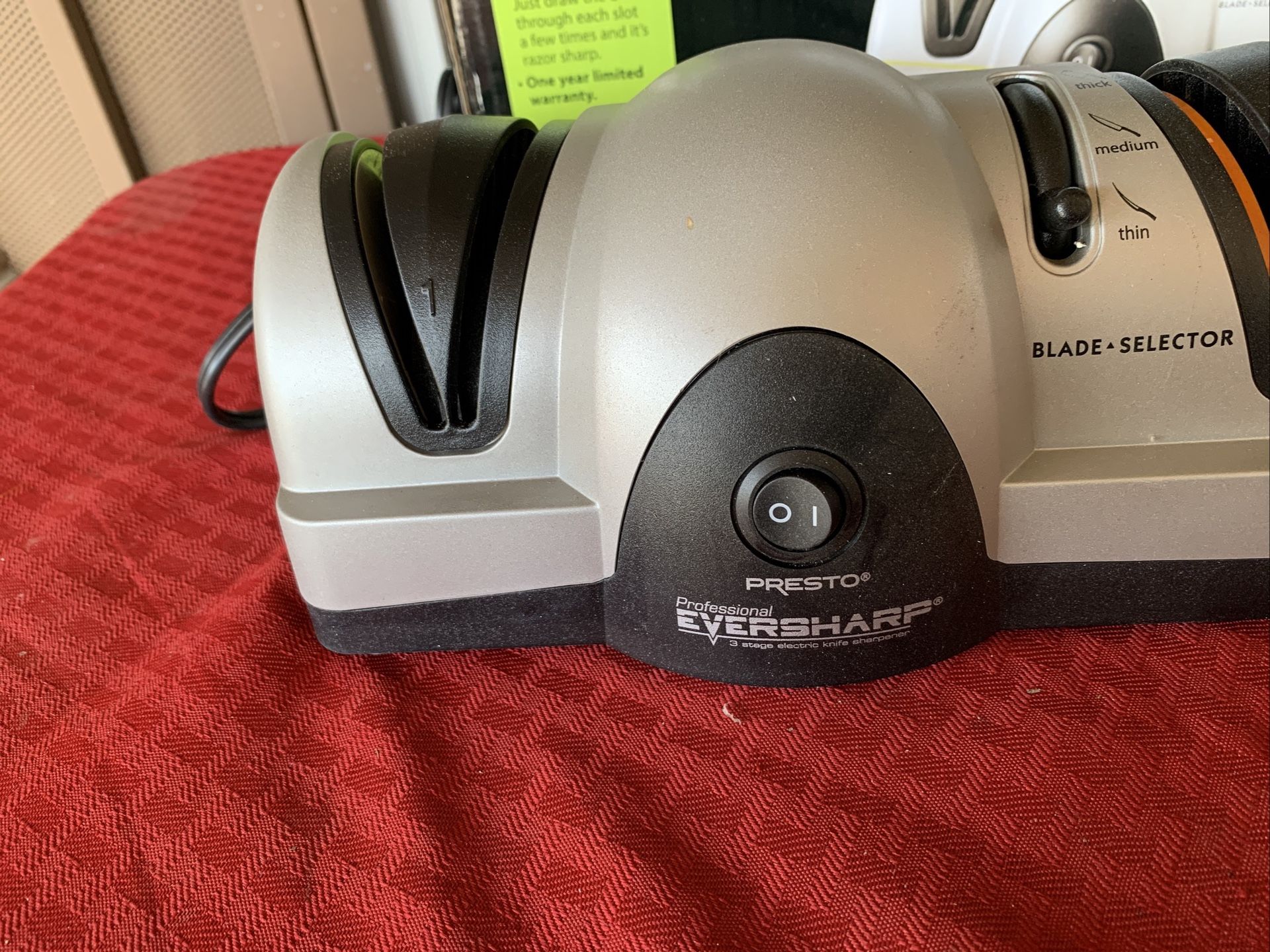 Presto 08810 Professional Eversharp Electric Knife Sharpener for Sale in  Lodi, CA - OfferUp