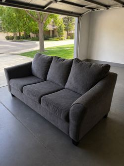 Comfortable Gray 3-Cushion Sofa / Couch