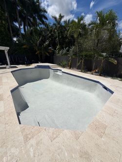 Plaster pool