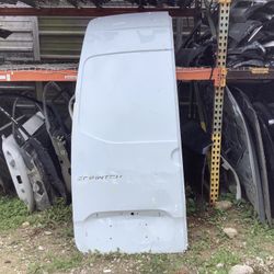 2007 2018 Mercedes Benz Sprinter left back door (15)