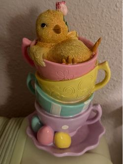 Easter chicken figure