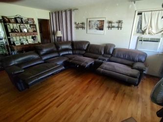 Sectional couch