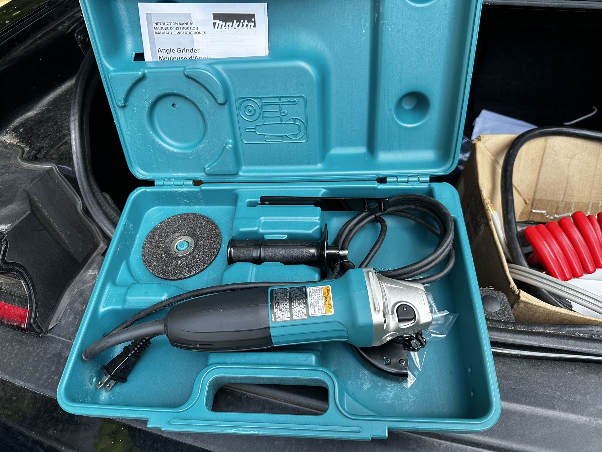 Makita Grinder