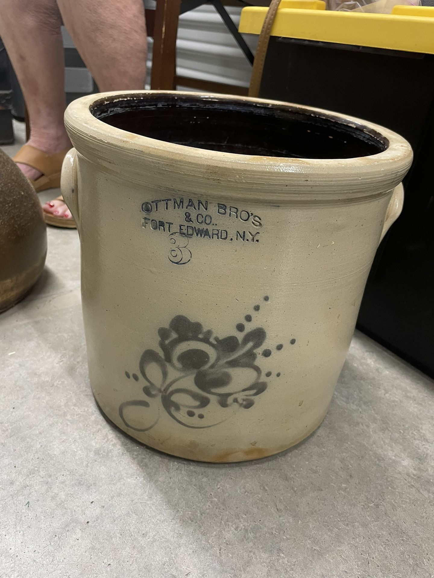 Antique Ottman Bros Crock