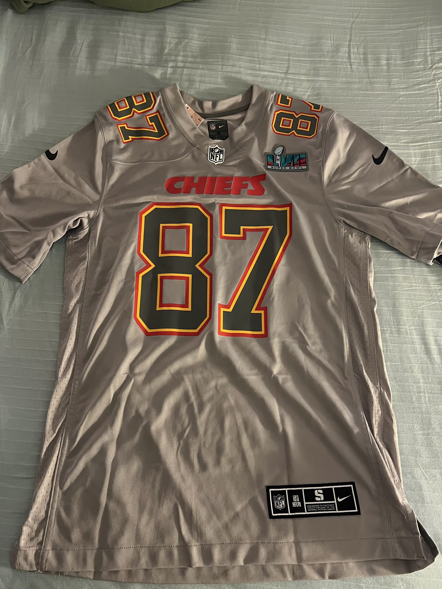 Nike Nfl Kansas City Chiefs Kelce Super Bowl 3rd jersey for Sale in  Sacramento, CA - OfferUp