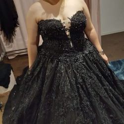 Black Wedding Dress W Cape