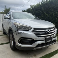 2017 Hyundai Santa Fe 