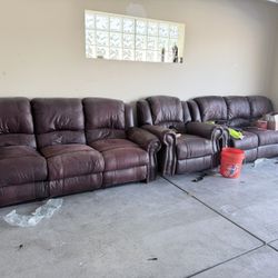 Free Sofa Set