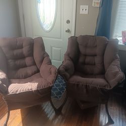 Living Room Accent Chairs
