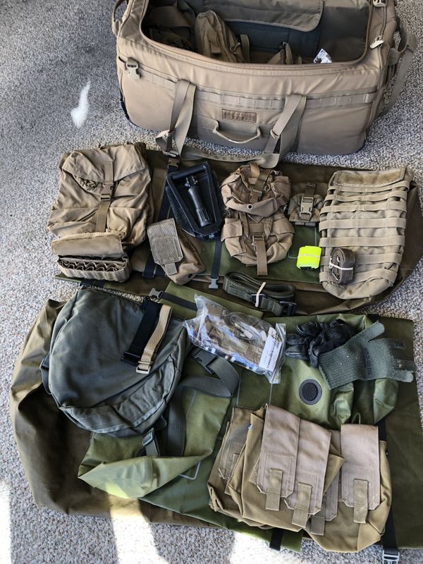 USMC CIF Issued Coyote Field Gear Molle Pouches for Sale in Vista, CA